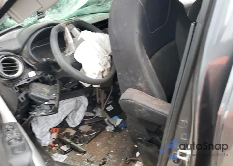 2019 Nissan Kicks S из США, поврежденный, VIN 3N1CP5CU9KL518685